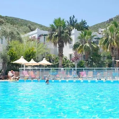 Nish Bodrum Hotel 3*